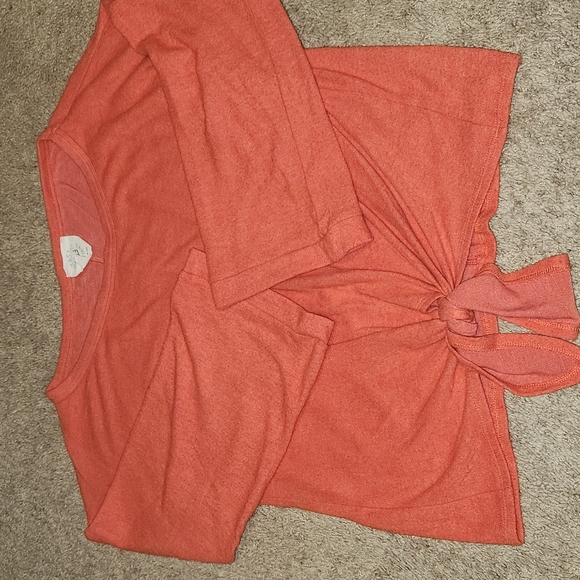 Vici Fantastic Fawn Red Soft Bell Sleeve Top with Tie at bottom. - Picture 4 of 4